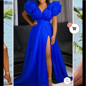 Split joint vneck tulle ruffle trailing maxi dress